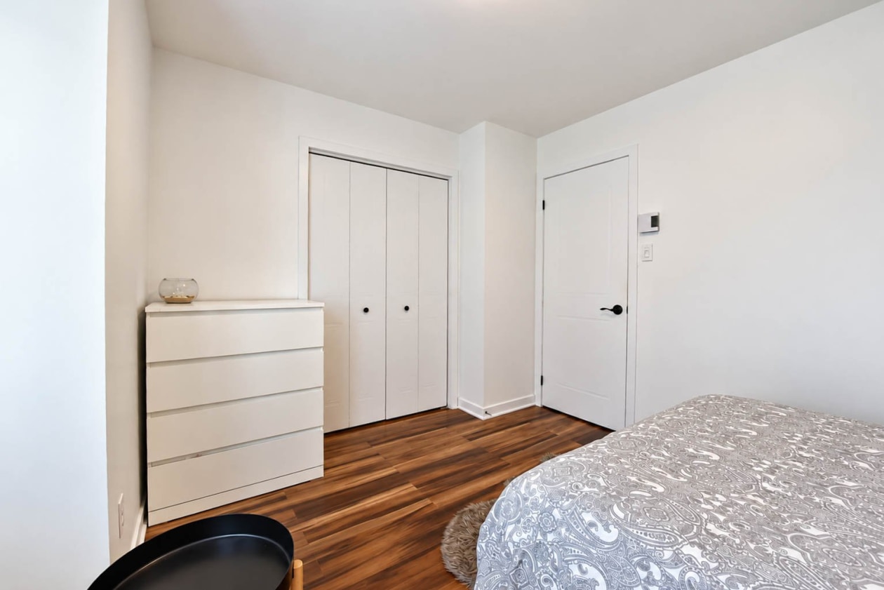 Chambre à coucher — 3970, Boul. St-Laurent, Sainte-Catherine, J5C2A9, Sainte-Catherine