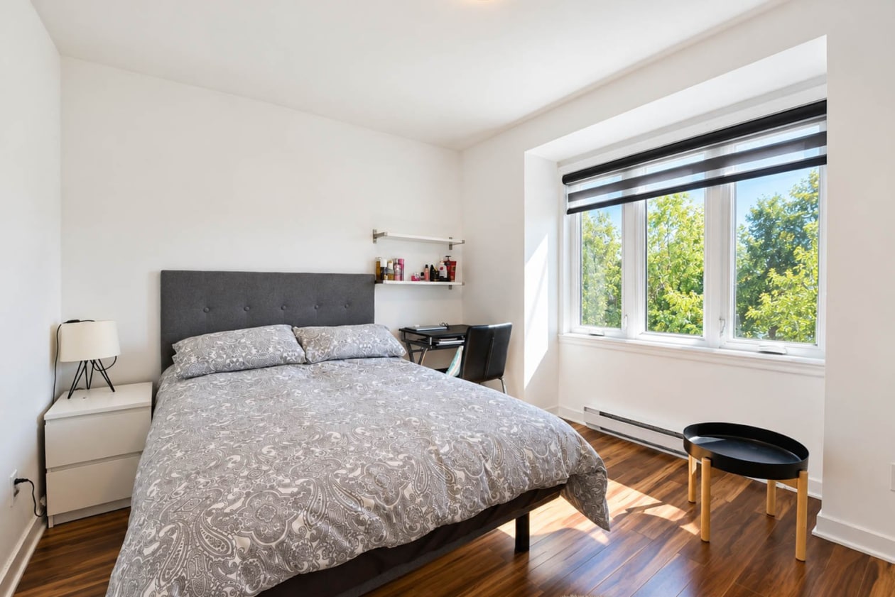Chambre à coucher — 3970, Boul. St-Laurent, Sainte-Catherine, J5C2A9, Sainte-Catherine