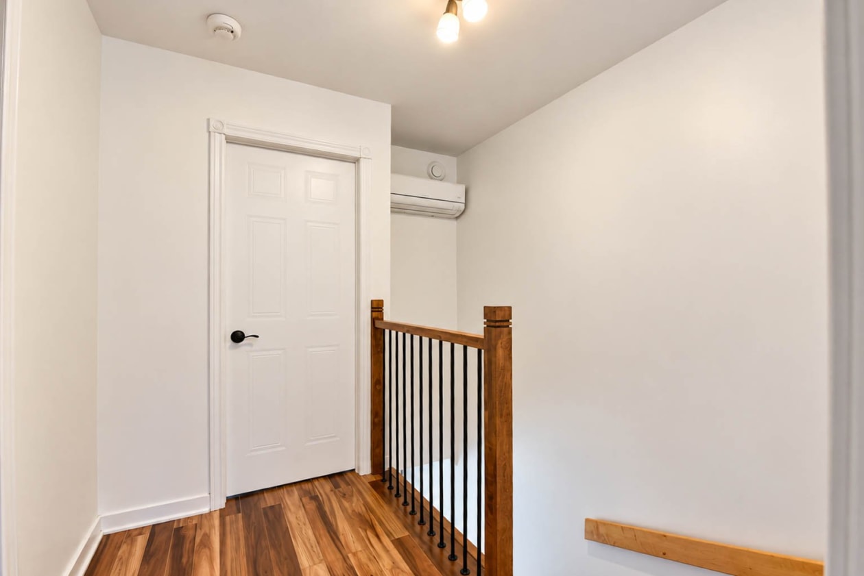 Corridor — 3970, Boul. St-Laurent, Sainte-Catherine, J5C2A9, Sainte-Catherine