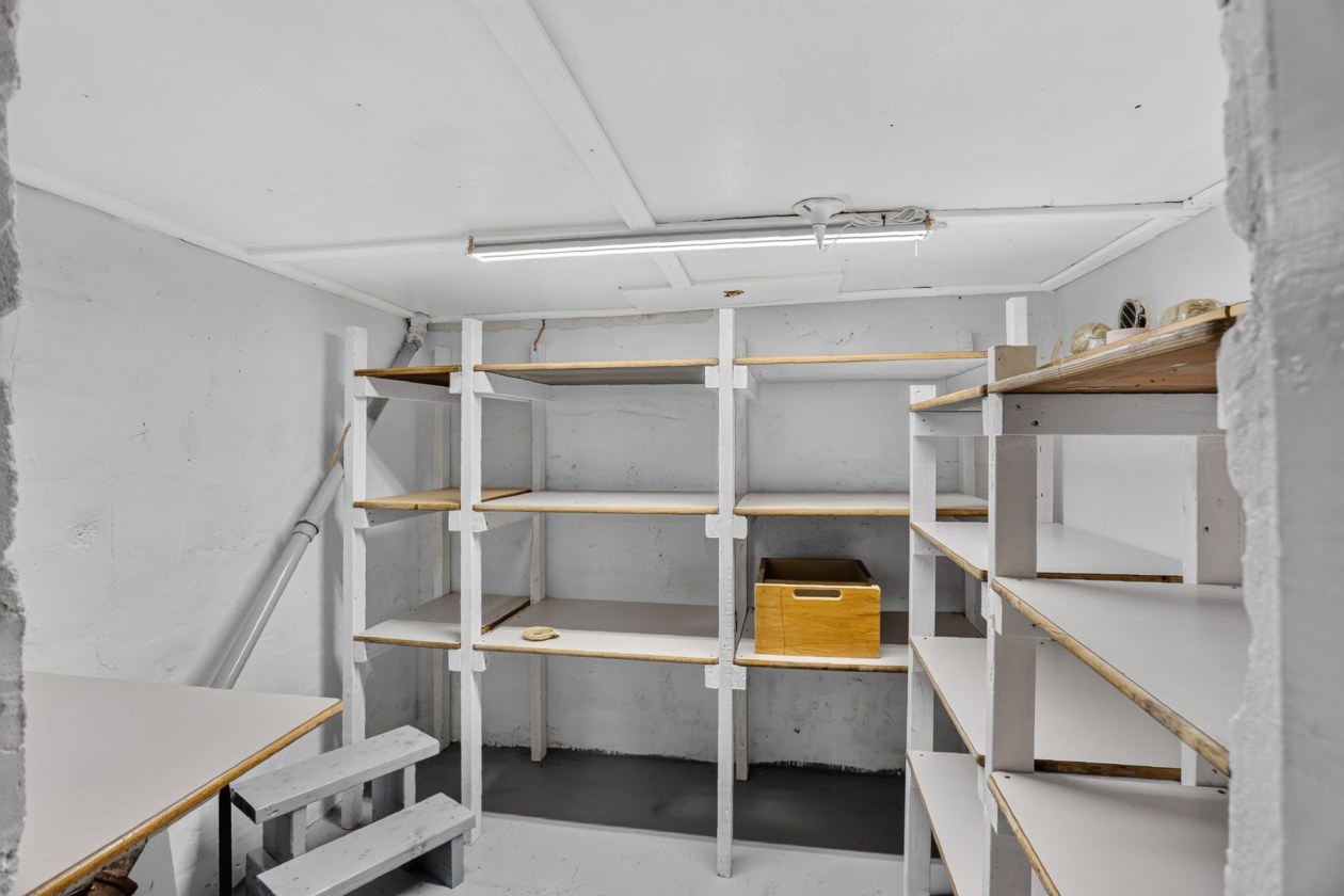 Chambre froide — 535 - 537 112e Rue, Shawinigan
