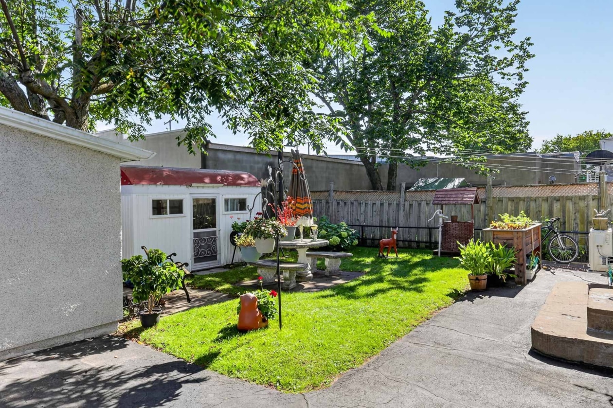 Cour — 535 - 537 112e Rue, Shawinigan