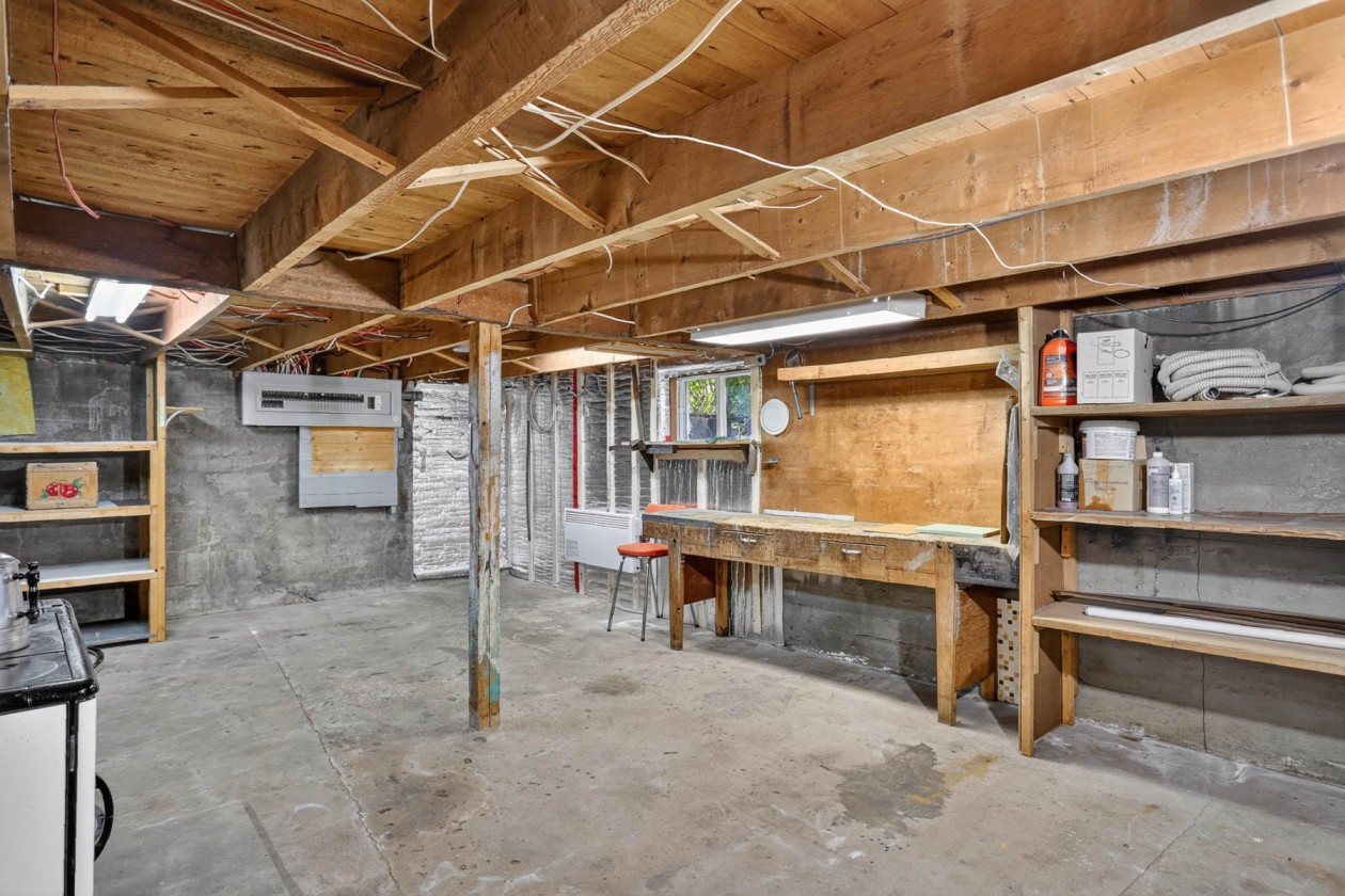 Salle familiale — 535 - 537 112e Rue, Shawinigan