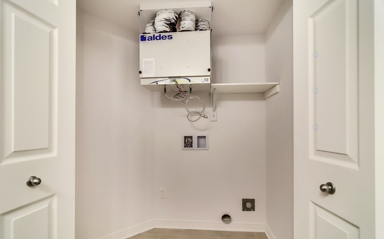 Salle de lavage — 10 Rue Seto, Gatineau
