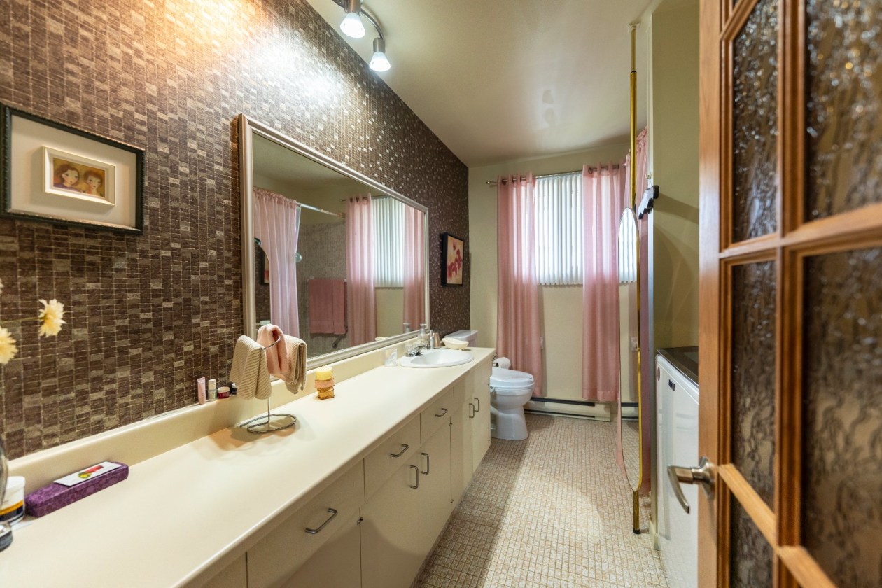 Salle de bains — 3913, Rue de Poitiers, Saguenay (Jonquière), G7X8A9, Saguenay (Jonquière)