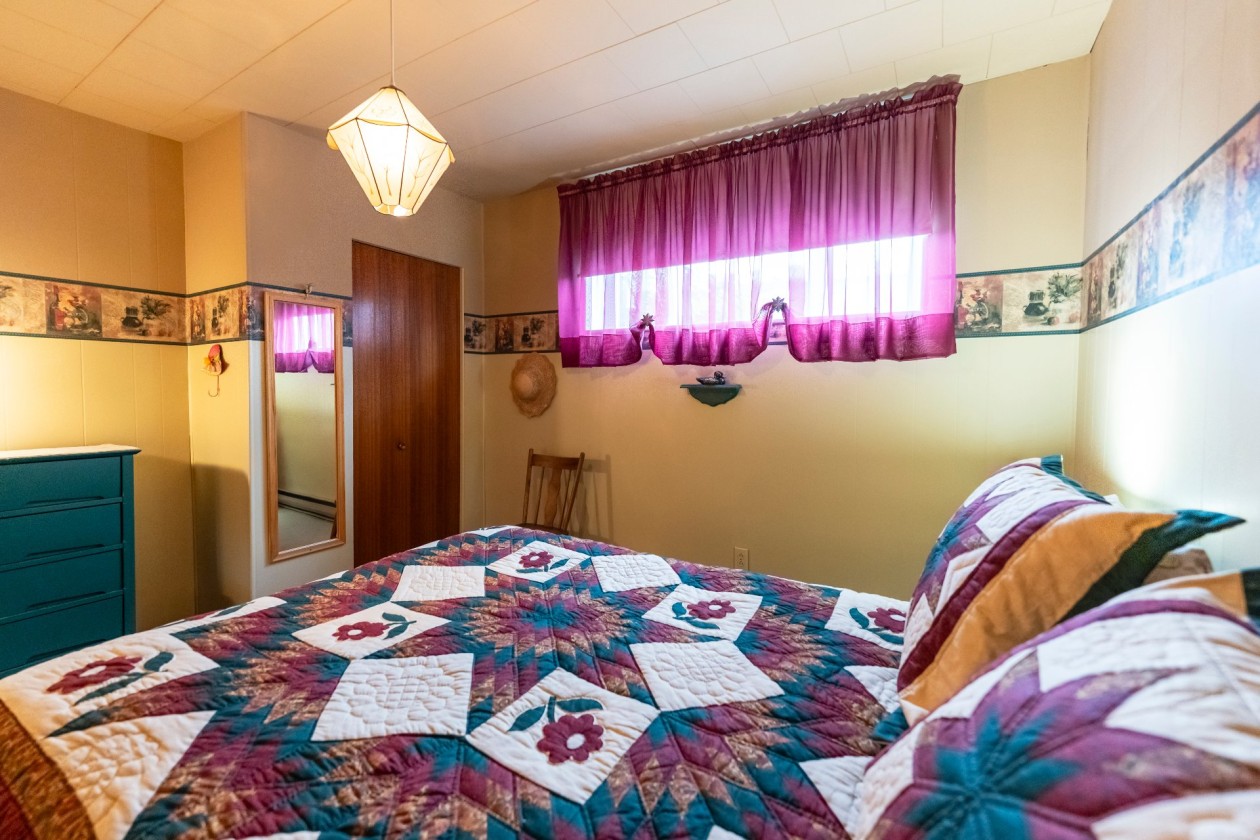 Chambre à coucher — 3913, Rue de Poitiers, Saguenay (Jonquière), G7X8A9, Saguenay (Jonquière)