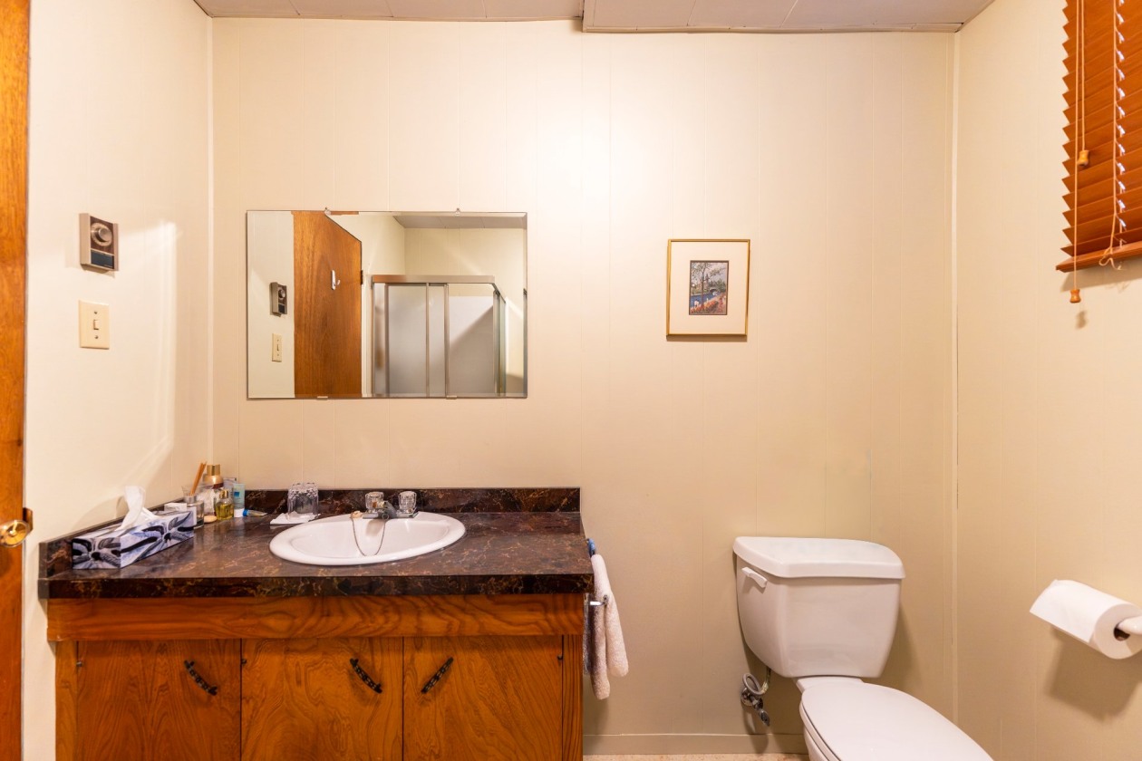 Salle de bains — 3913, Rue de Poitiers, Saguenay (Jonquière), G7X8A9, Saguenay (Jonquière)