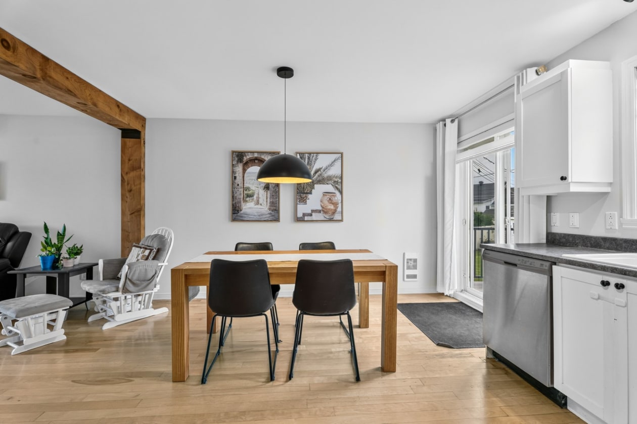 Salle à manger — 128, Rue de l'Île-aux-Fraises, Terrebonne (Lachenaie), J6W6C2, Terrebonne (Lachenaie)
