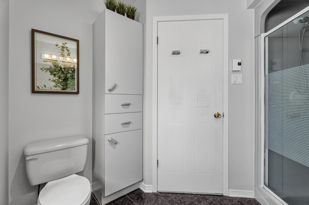 Salle de bains — 128, Rue de l'Île-aux-Fraises, Terrebonne (Lachenaie), J6W6C2, Terrebonne (Lachenaie)