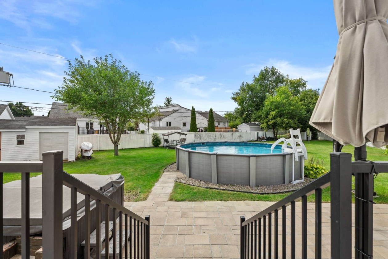 Cour — 128, Rue de l'Île-aux-Fraises, Terrebonne (Lachenaie), J6W6C2, Terrebonne (Lachenaie)