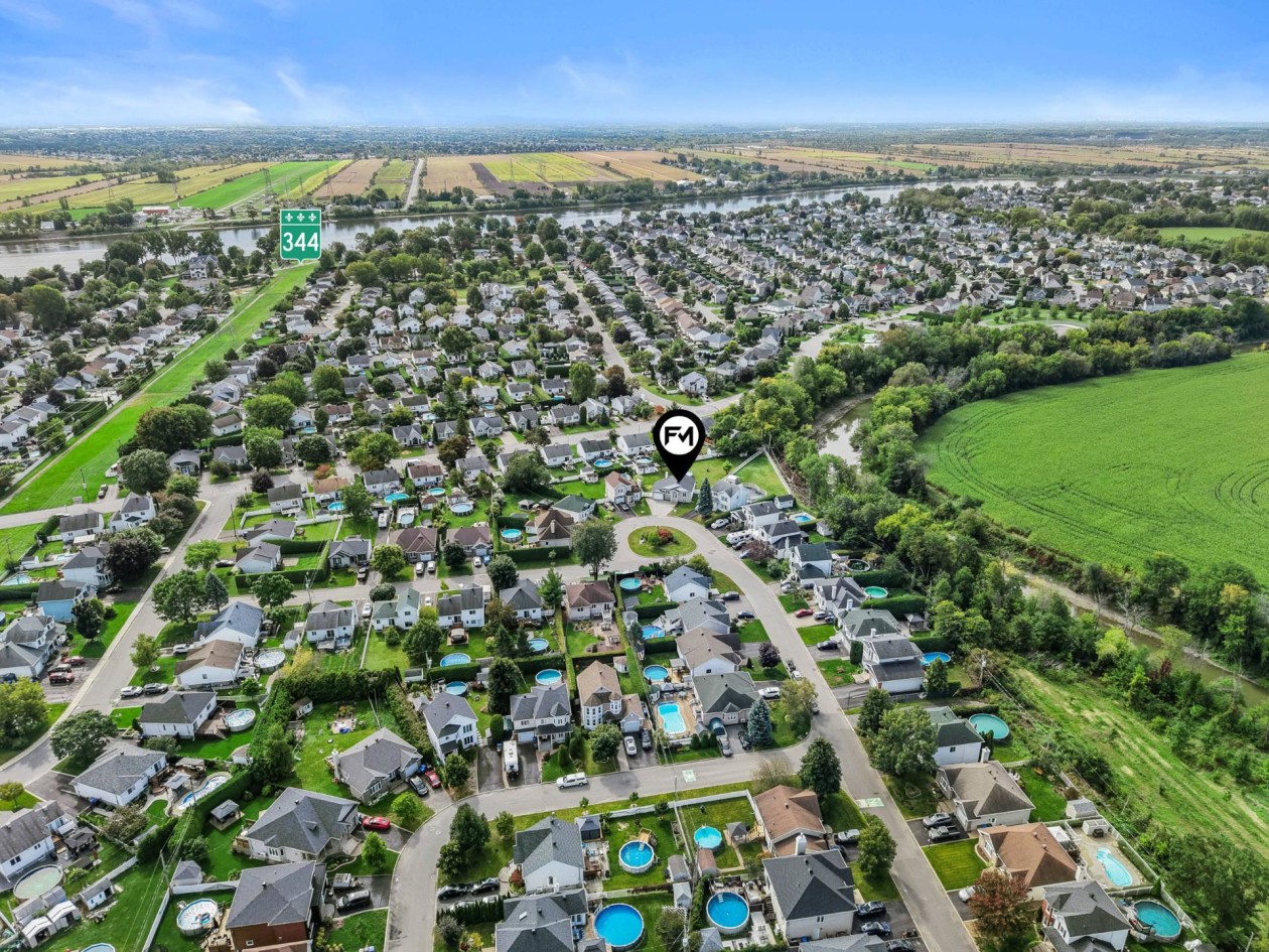 Photo aérienne — 128, Rue de l'Île-aux-Fraises, Terrebonne (Lachenaie), J6W6C2, Terrebonne (Lachenaie)