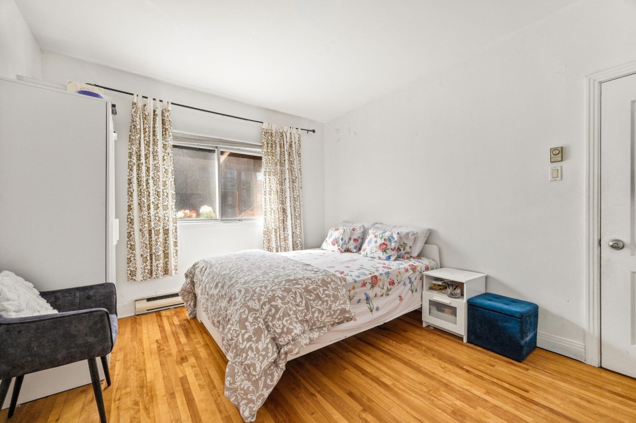 Chambre à coucher — 8645, Av. d'Outremont, Montréal (Villeray/Saint-Michel/Parc-Extension), H3N2M9, Montréal (Villeray/Saint-Michel/Parc-Extension)