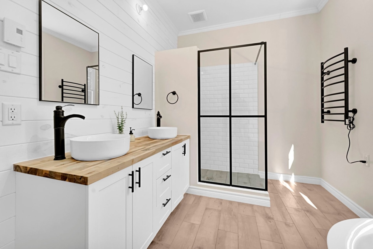 Salle de bains — 827 Av. Ste-Brigitte, Sainte-Brigitte-de-Laval