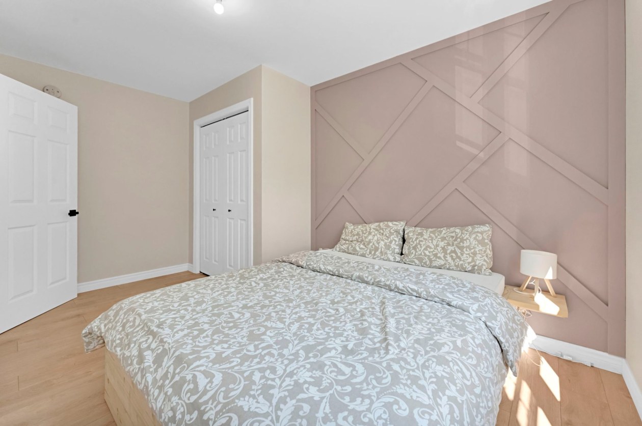 Chambre à coucher — 827 Av. Ste-Brigitte, Sainte-Brigitte-de-Laval