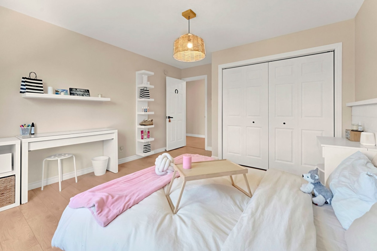 Chambre à coucher — 827 Av. Ste-Brigitte, Sainte-Brigitte-de-Laval