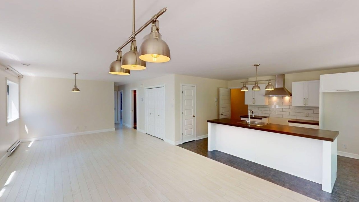 Salle à manger — 130D Rue du Domaine-sur-le-Golf, Saguenay