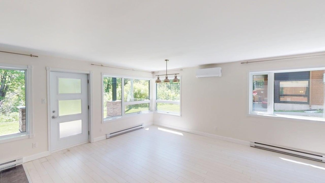 Salle à manger — 130D Rue du Domaine-sur-le-Golf, Saguenay