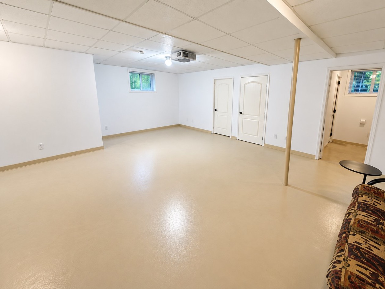 Salle familiale — 165 Rue des Myosotis, Saguenay