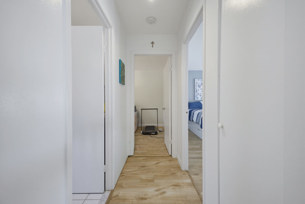 Corridor — 673 Rue des Prés, Saint-Lin/Laurentides