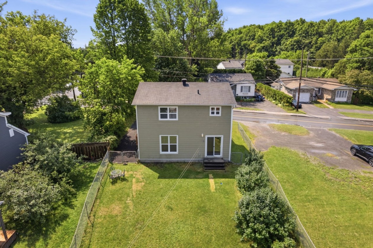 Face arrière — 809 Boul. St-René E., Gatineau