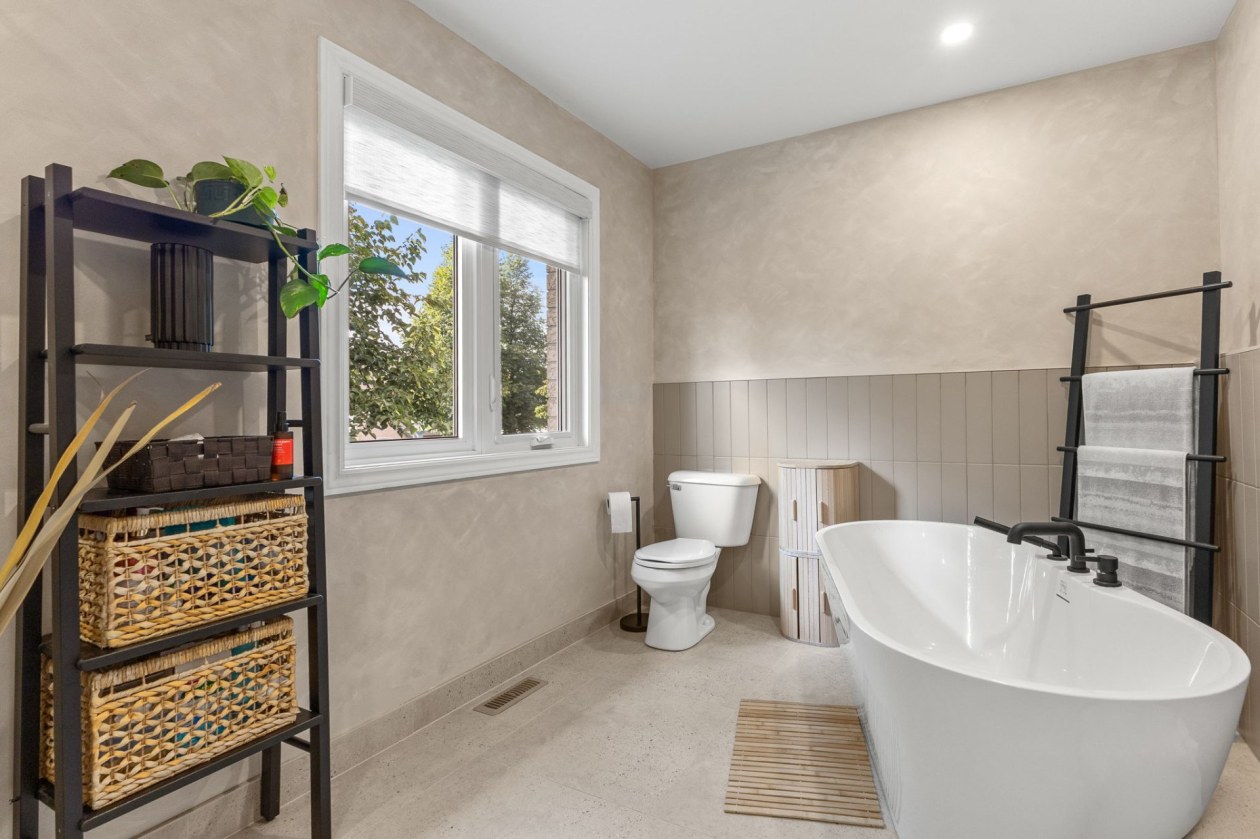 Salle de bains — 39 Rue de la Petite-Nation, Gatineau