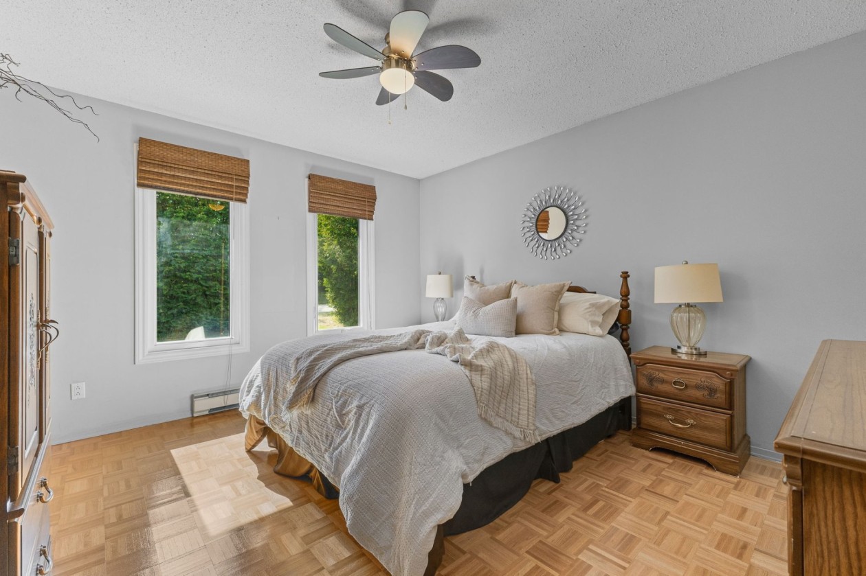 Chambre à coucher principale — 16 Rue Beaudoin, La Pêche