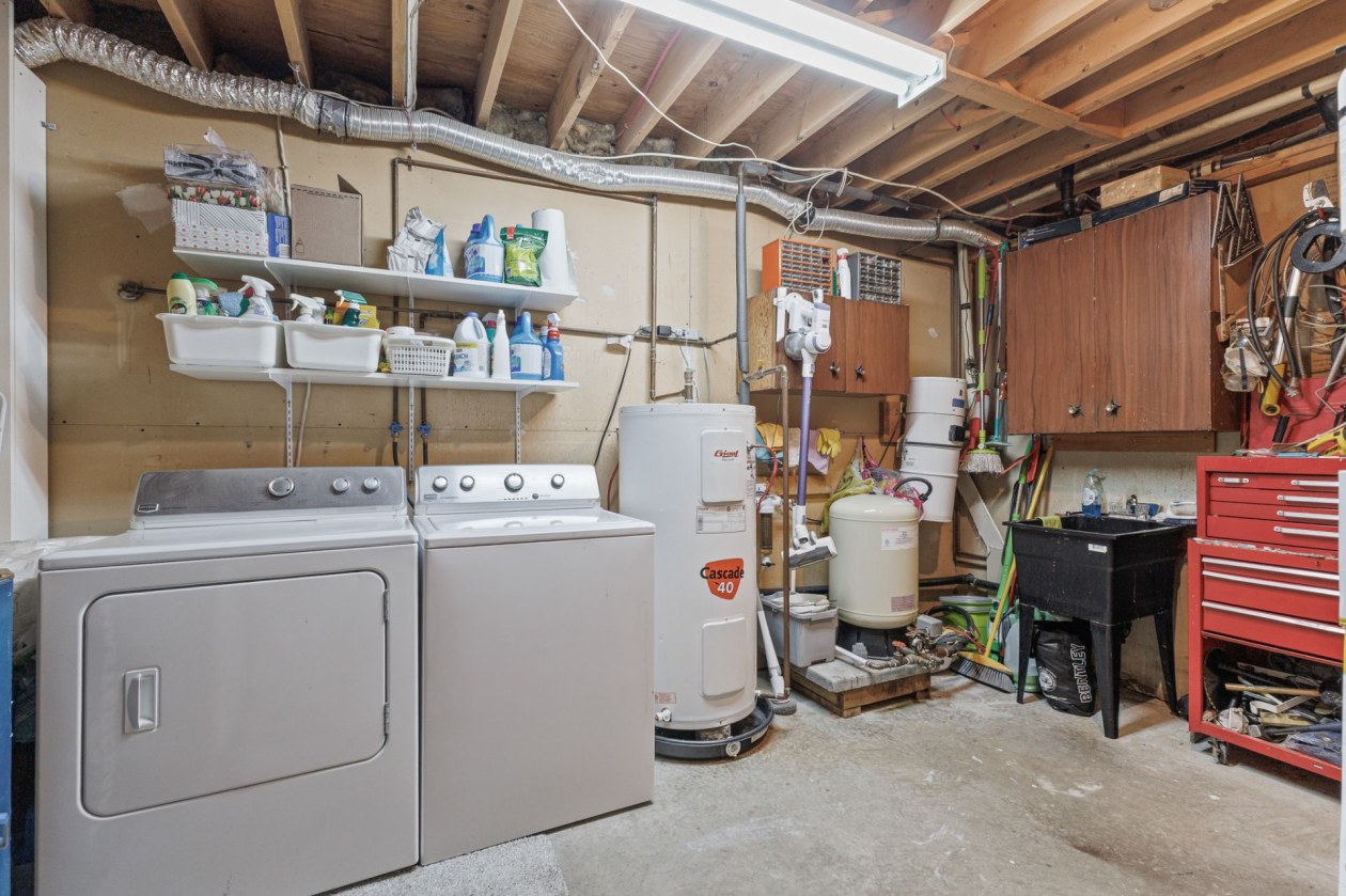 Salle de lavage — 16 Rue Beaudoin, La Pêche
