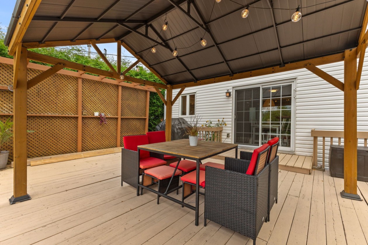 Terrasse — 39 Rue de la Petite-Nation, Gatineau