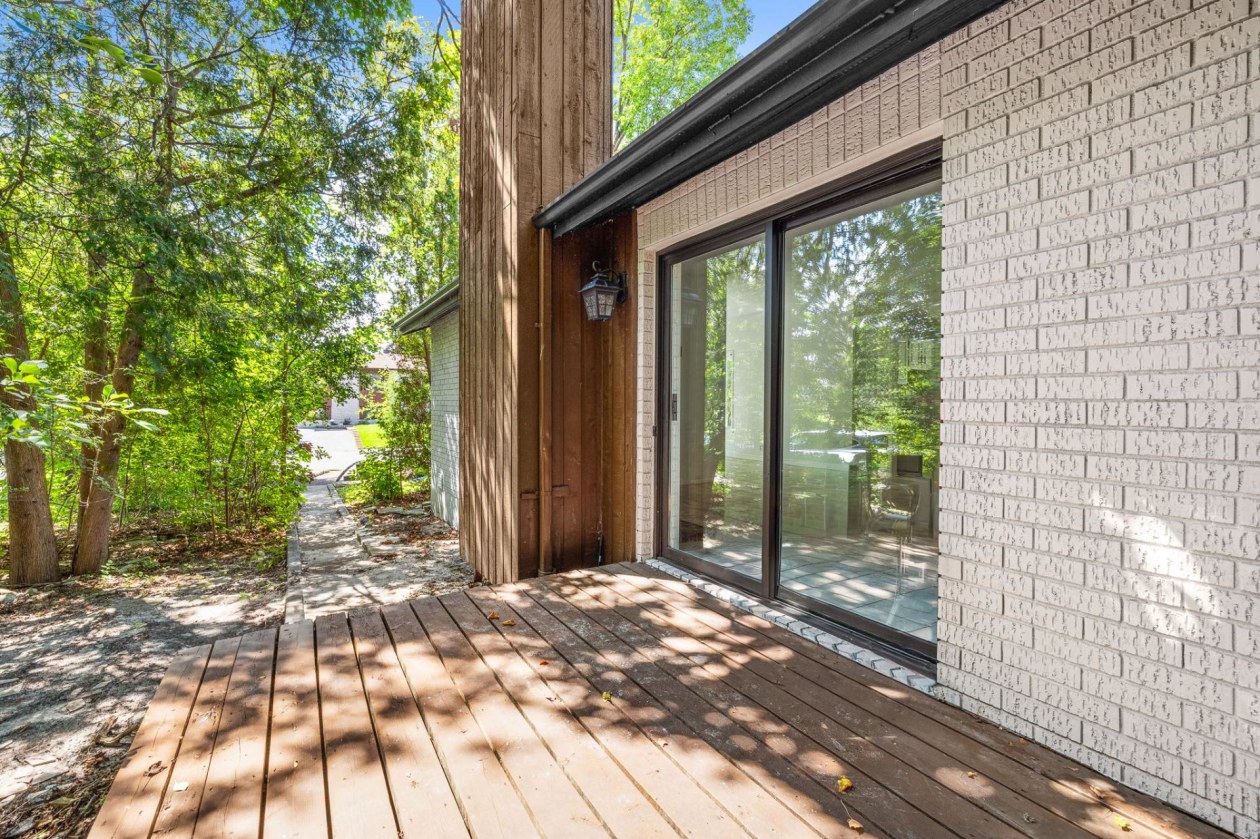 Face arrière — 244 Av. du Bois-Franc, Gatineau