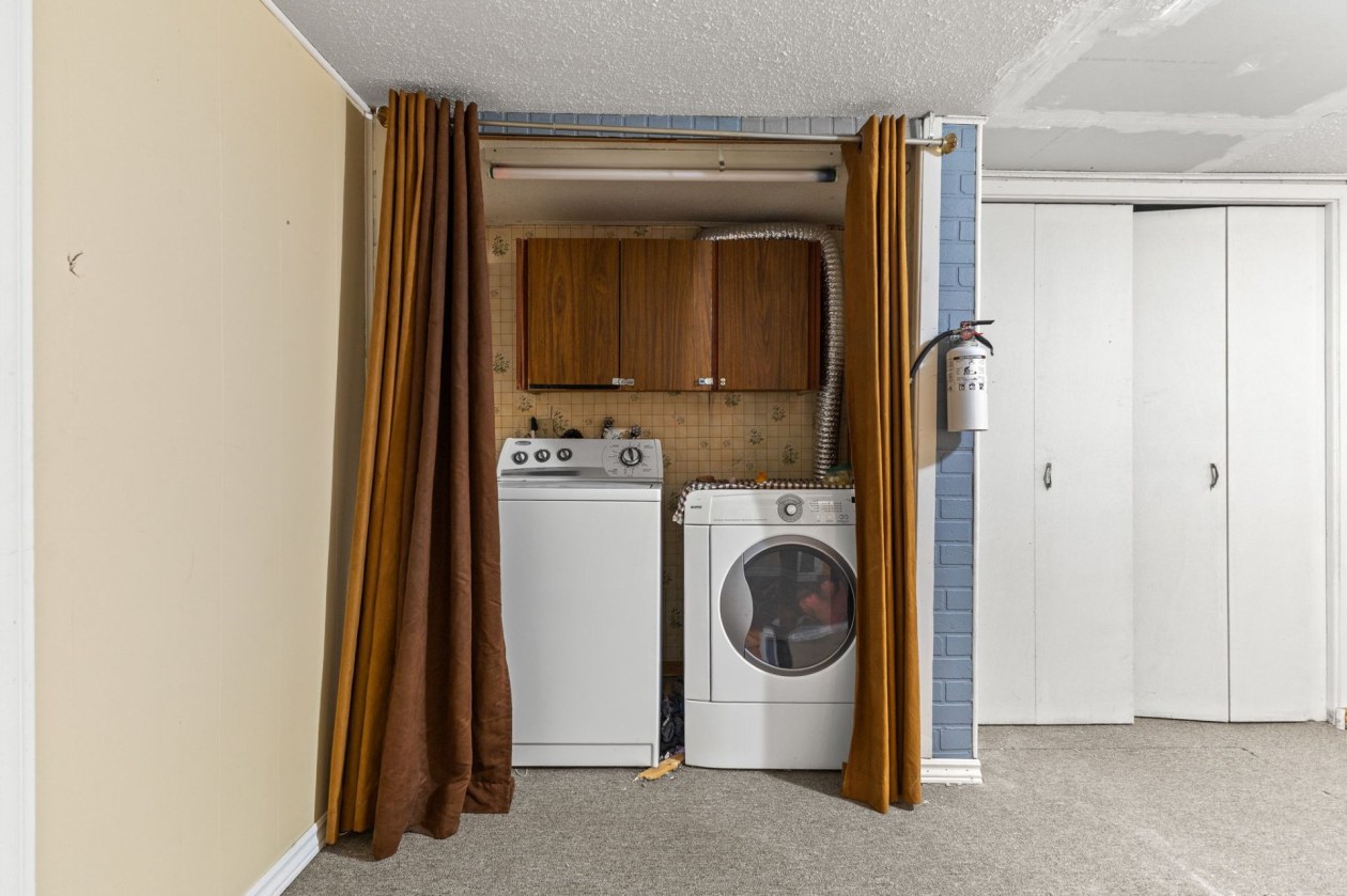 Salle familiale — 29 Rue Proudfoot, Fort-Coulonge