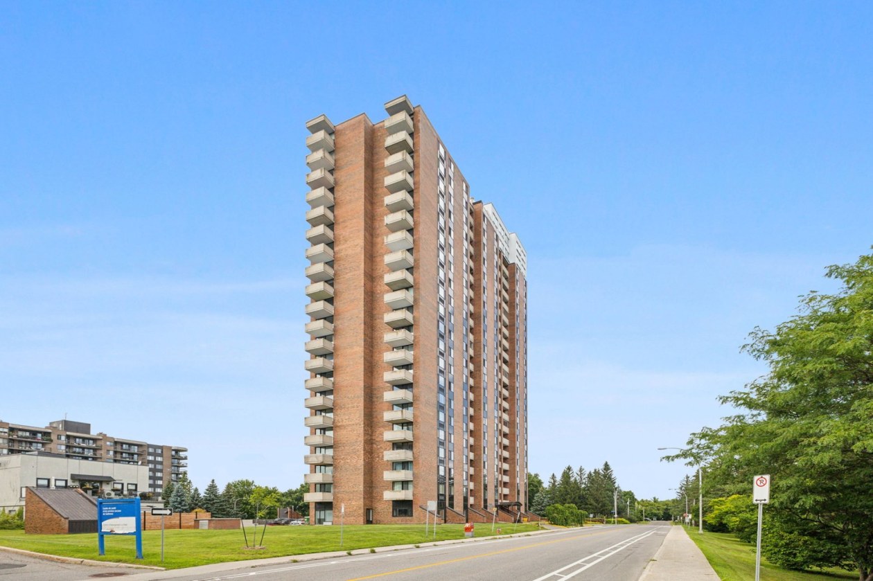 Façade — 285 Rue Laurier, Gatineau