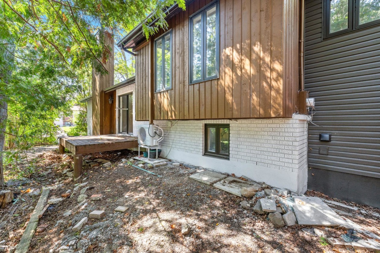 Face arrière — 244 Av. du Bois-Franc, Gatineau
