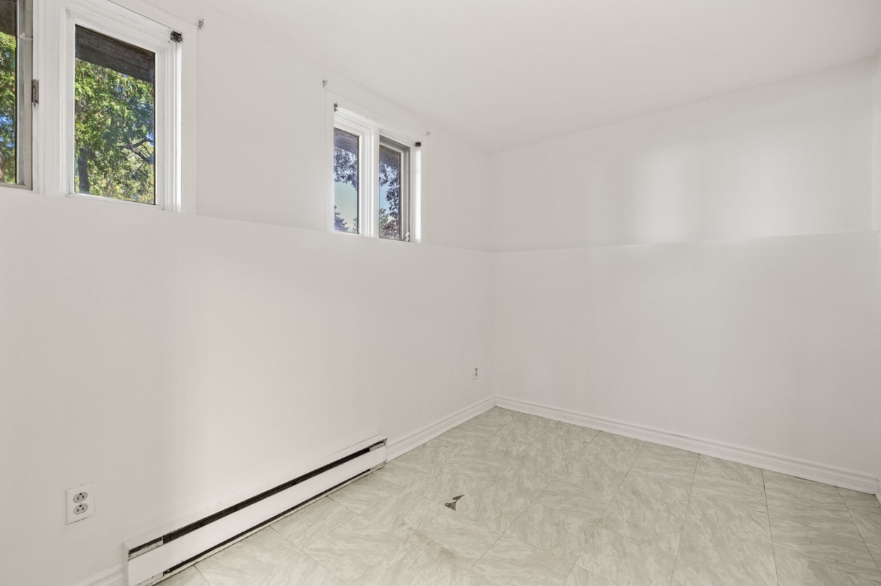 Boudoir — 244 Av. du Bois-Franc, Gatineau