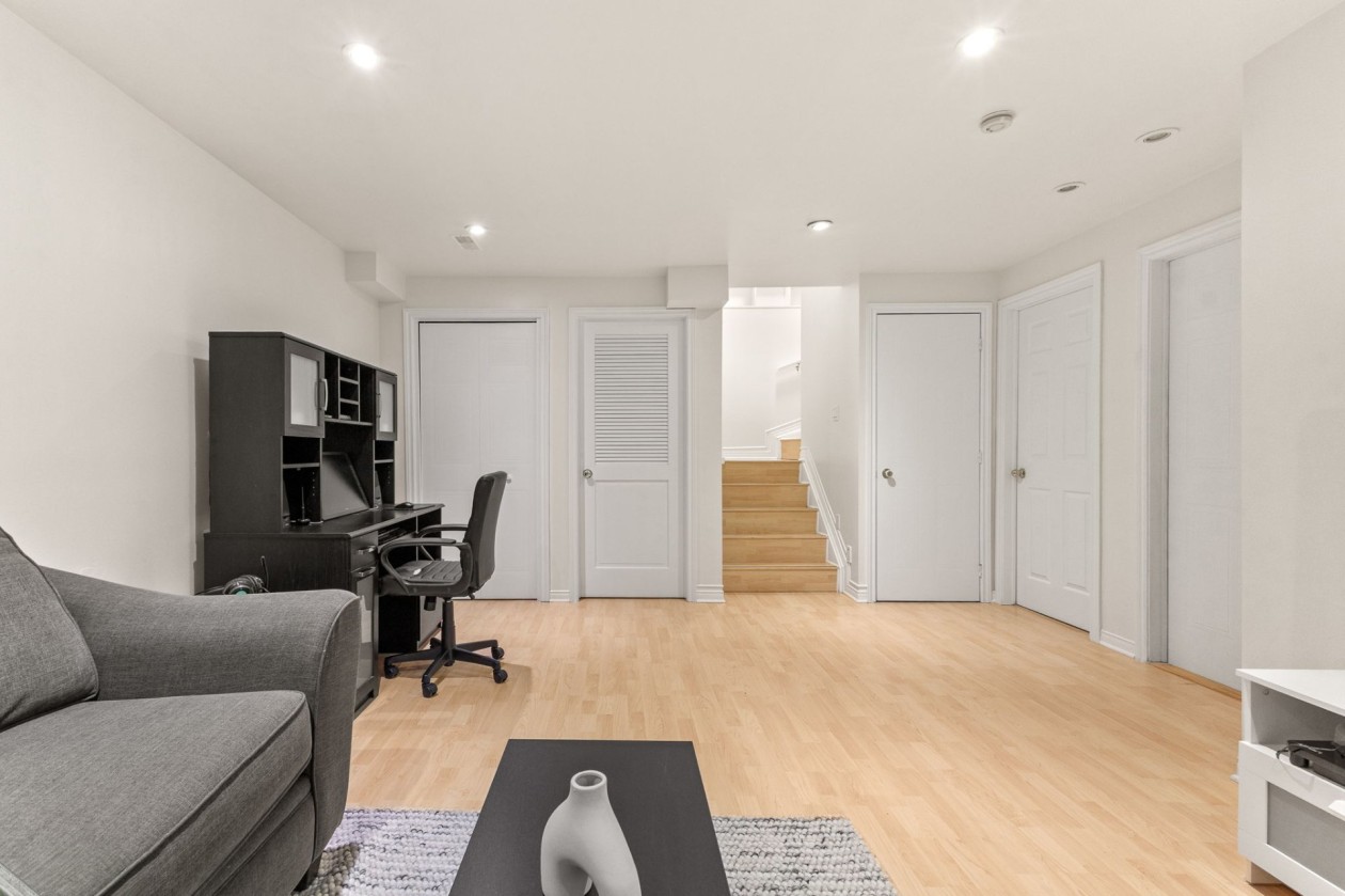 Salle familiale — 39 Rue de la Petite-Nation, Gatineau