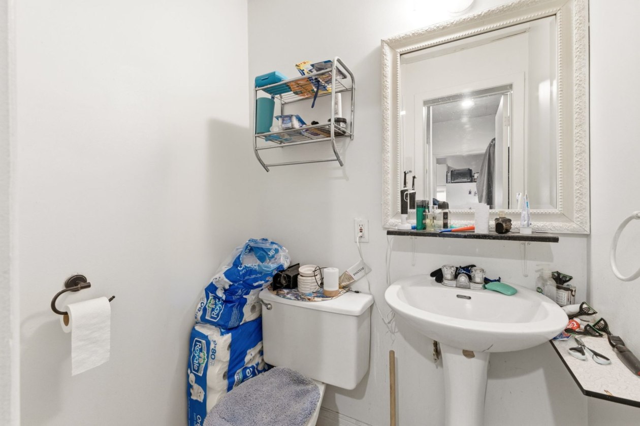 Salle de bains — 360 Rue Du Vigneau, Gatineau