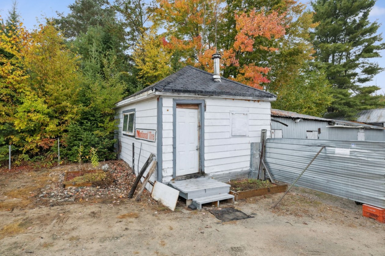 Remise — 1712, Ch. du Lac-des-Loups, Pontiac, J0X2V0, Pontiac