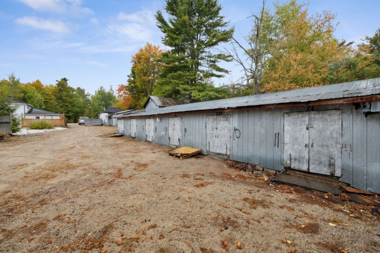 Rangement — 1712, Ch. du Lac-des-Loups, Pontiac, J0X2V0, Pontiac