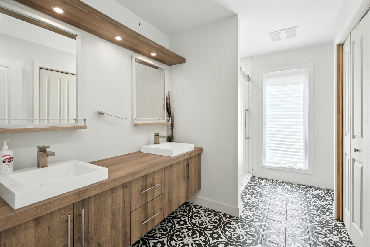 Salle de bains — 1266, Route Principale, Val-des-Monts, J8N2K6, Val-des-Monts