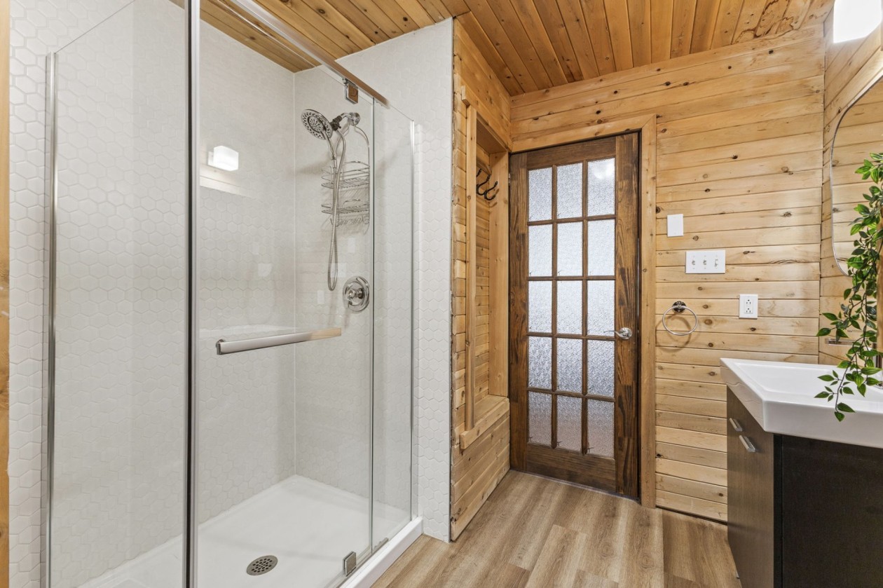 Salle de bains — 68 Ch. Paul, Sainte-Thérèse-de-la-Gatineau