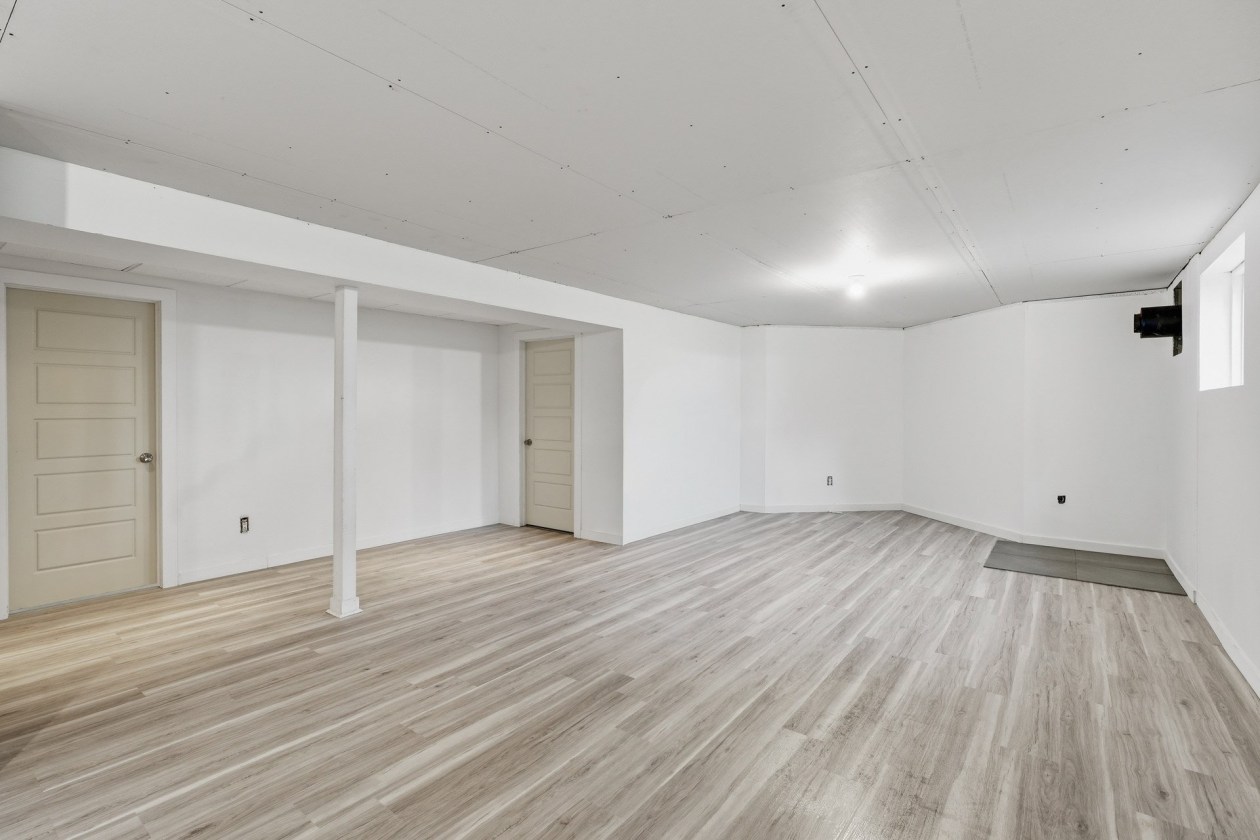 Salle familiale — 685 Ch. du 6e-Rang, Val-des-Monts