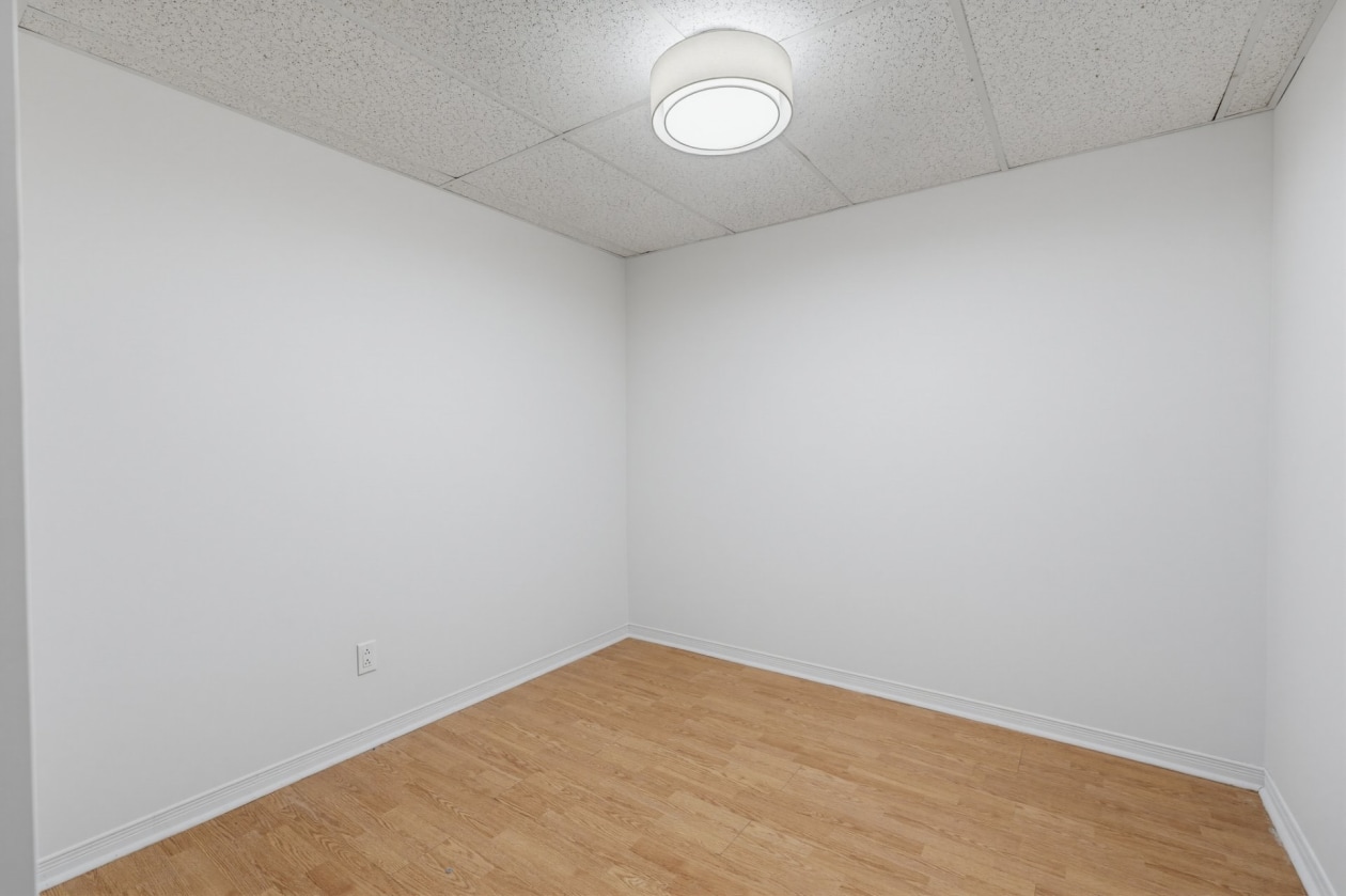 Chambre à coucher — 535 Route 309, Val-des-Bois