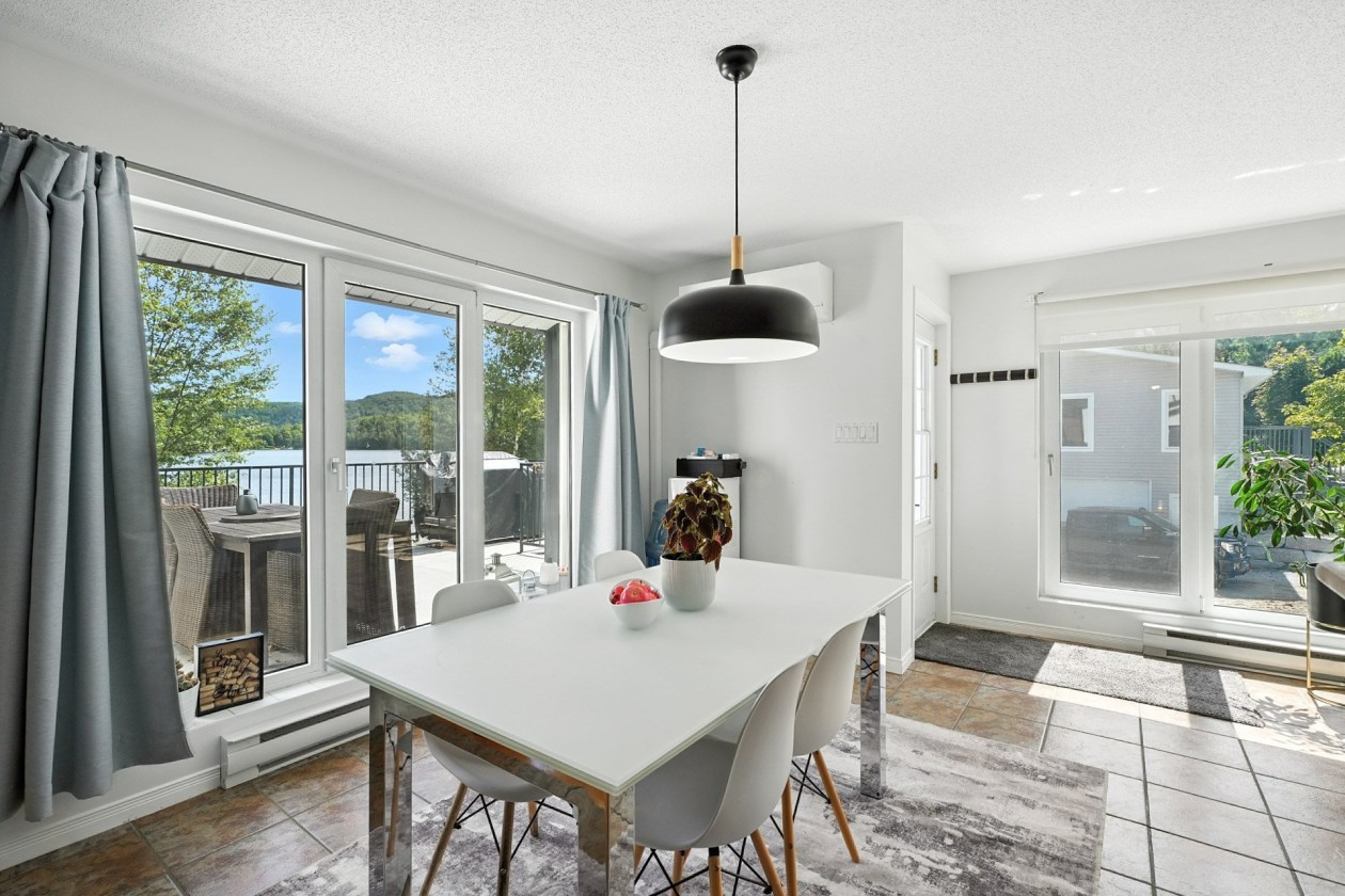 Salle à manger — 1266, Route Principale, Val-des-Monts, J8N2K6, Val-des-Monts