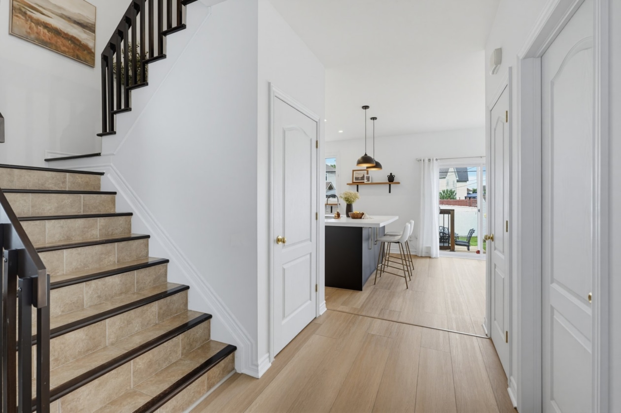 Escalier — 678 Rue A.-Gibeault, Gatineau