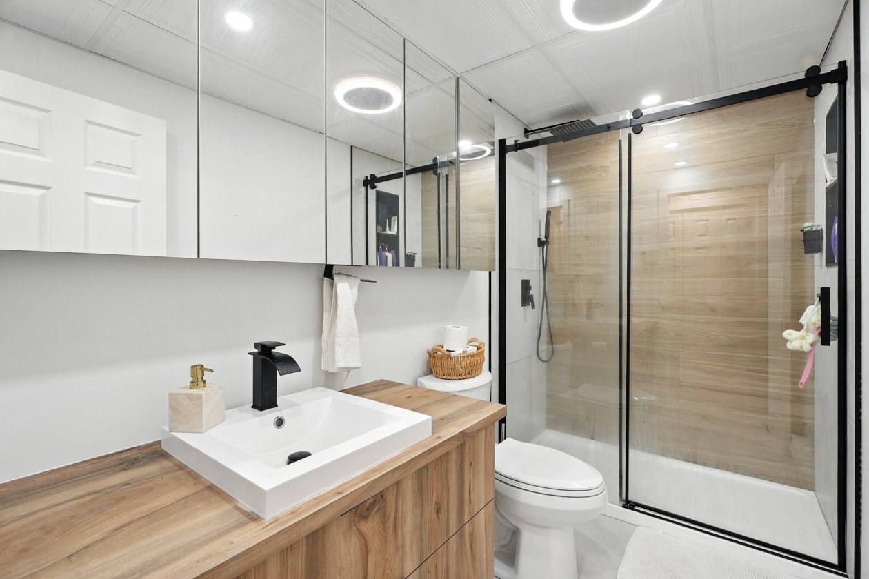 Salle de bains — 1266, Route Principale, Val-des-Monts, J8N2K6, Val-des-Monts