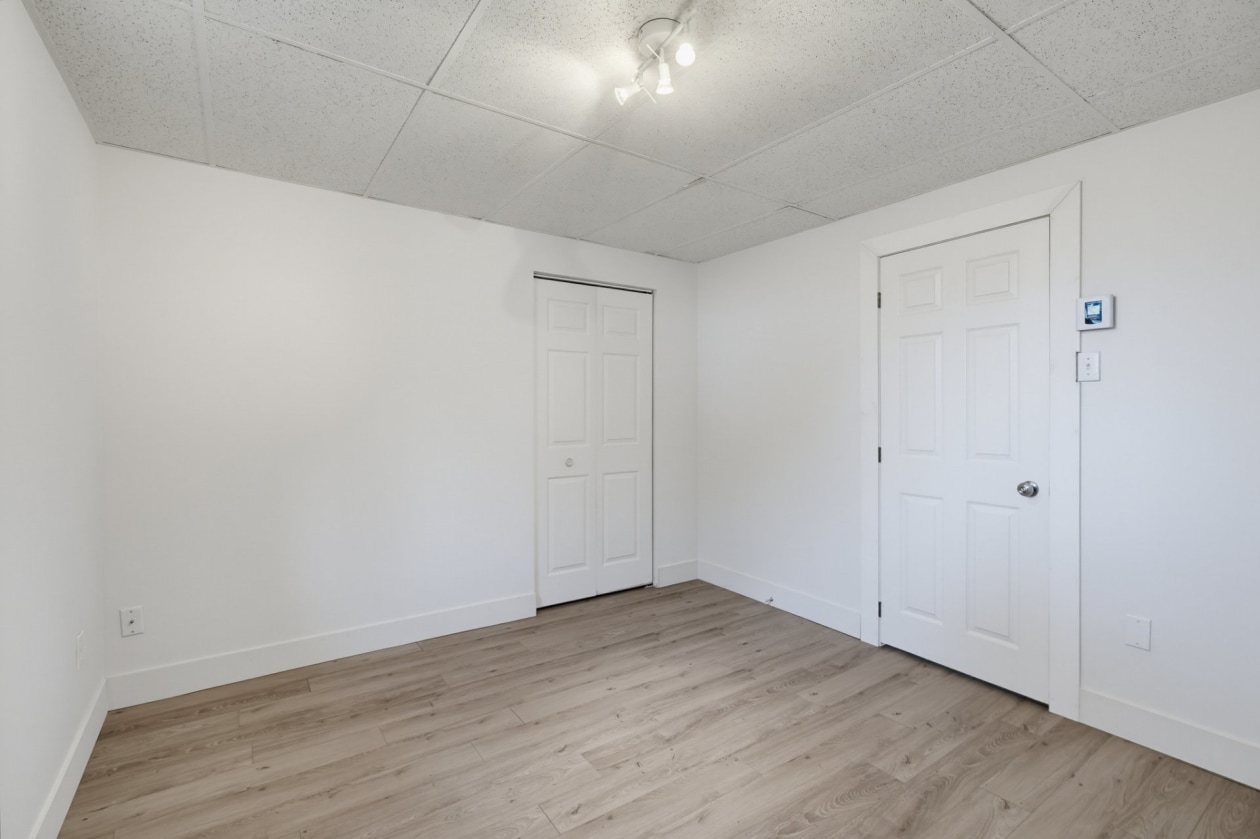 Chambre à coucher — 535 Route 309, Val-des-Bois