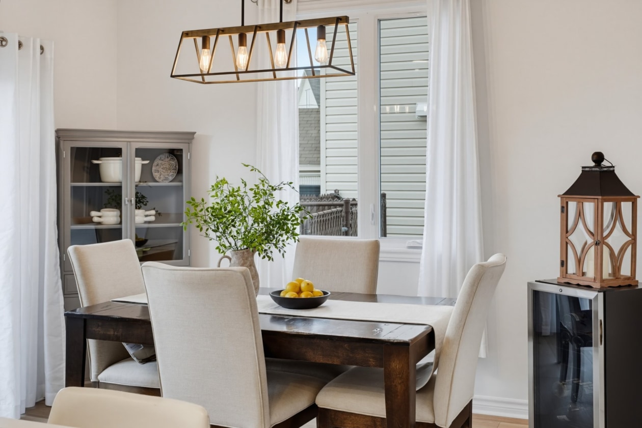 Salle à manger — 678 Rue A.-Gibeault, Gatineau