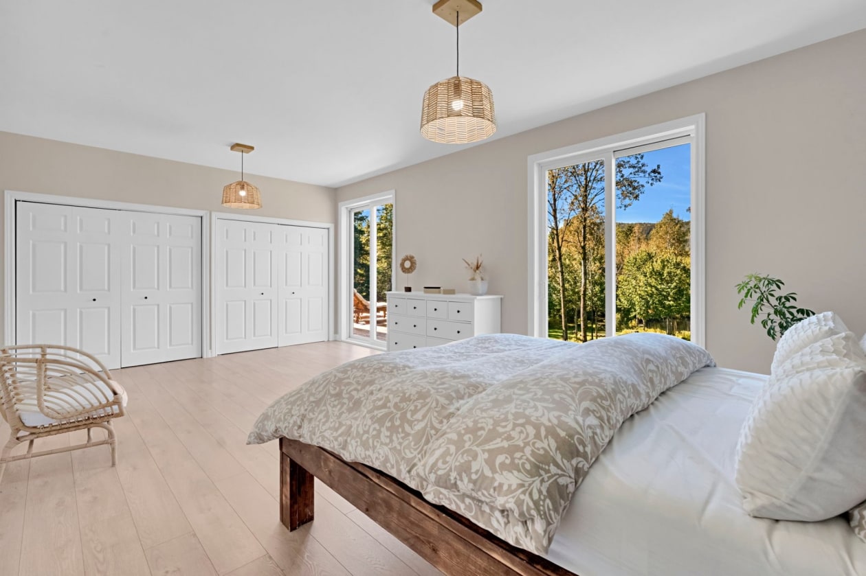 Chambre à coucher principale — 827 Av. Ste-Brigitte, Sainte-Brigitte-de-Laval