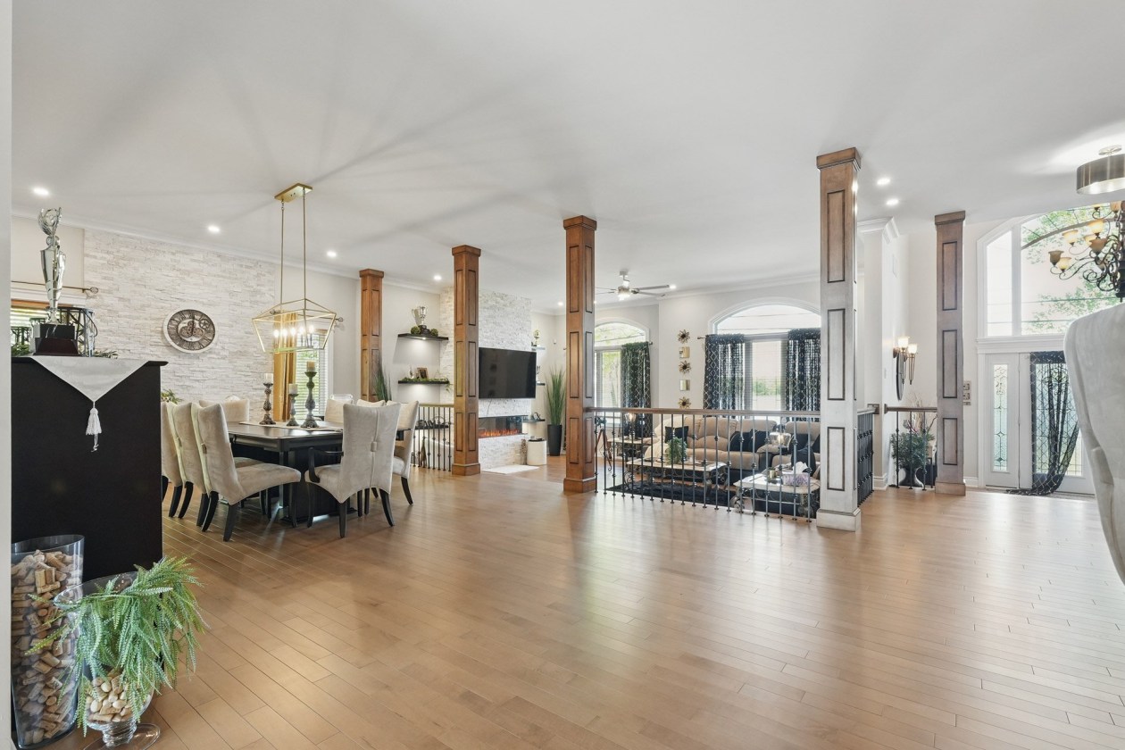 Salon — 357, Ch. du Fer-à-Cheval, Gatineau (Masson-Angers), J8L1M8, Gatineau (Masson-Angers)