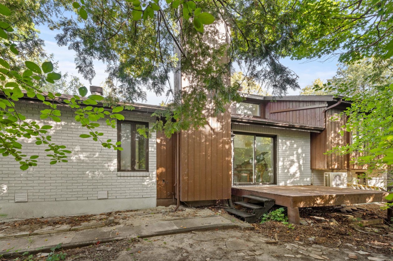 Face arrière — 244 Av. du Bois-Franc, Gatineau