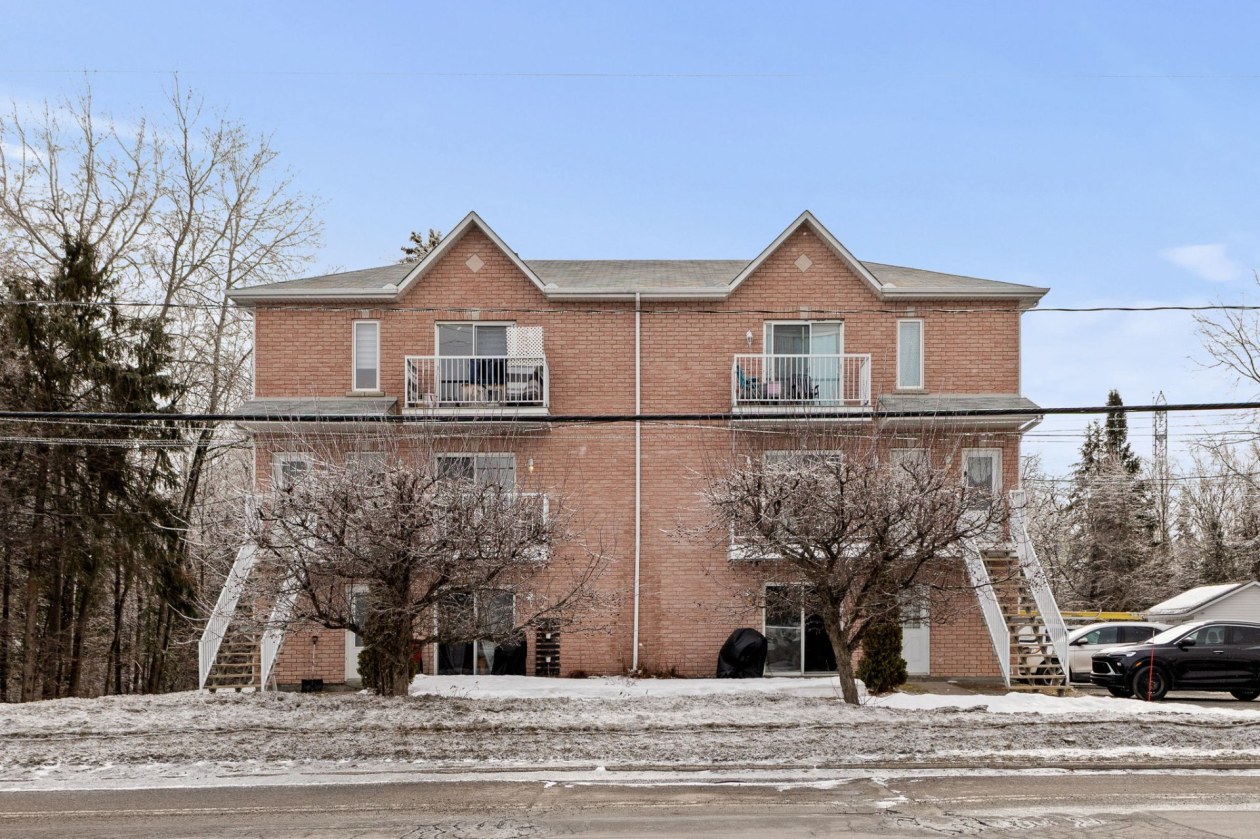 Façade — 1180 Rue de Neuville, Gatineau