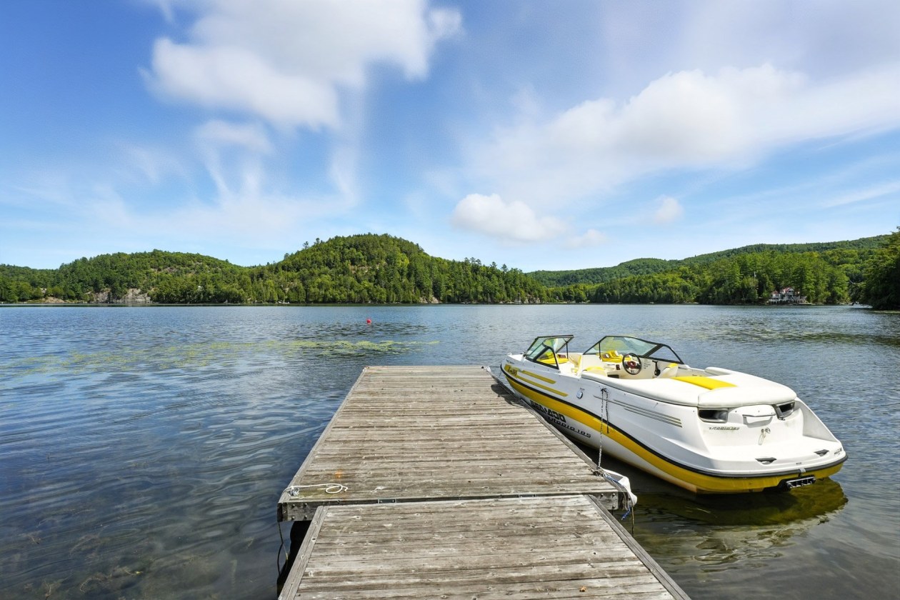 Bord de l'eau — 1266, Route Principale, Val-des-Monts, J8N2K6, Val-des-Monts